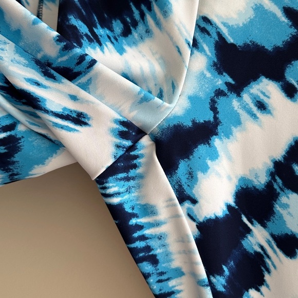 PGA Tour Blue and White Tie Dye Print Ankle Leggings, Size Large - Picture 10 of 16